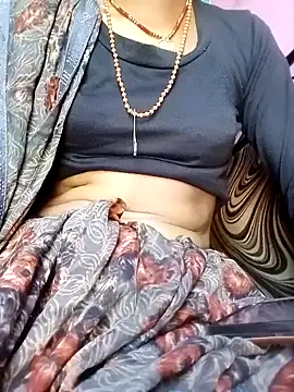 Snapshot of Sona7070 chatting on 09.24.25 Sona7070 online show from 09.24.25