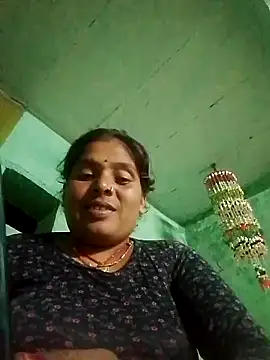 Snapshot of Sona7070 chatting on 10.01.25 Sona7070 online show from 10.01.25