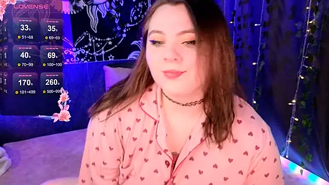 Snapshot of Marshmallowbeauty chatting on 10.16.25 Marshmallowbeauty online show from 10.16.25