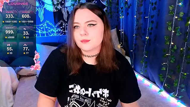 Snapshot of Marshmallowbeauty chatting on 10.25.25 Marshmallowbeauty online show from 10.25.25