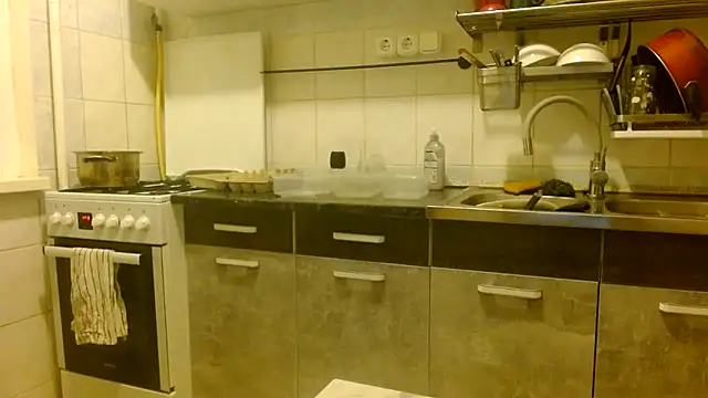 Snapshot of Squirtybaby0229 chatting on 11.29.25 Squirtybaby0229 online show from 11.29.25