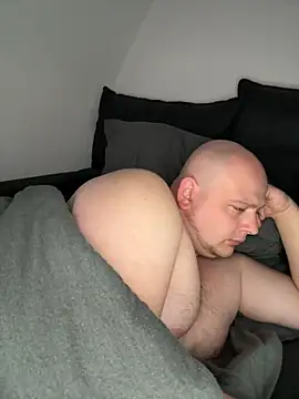 xXLustMolchXx online show from 10.11.25