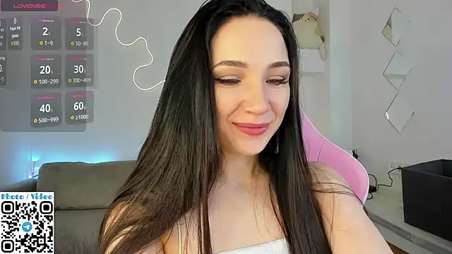 Helen Spark online show from 10.26.25