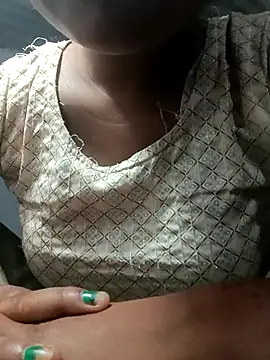 Hot Shredha online show from 10.03.25