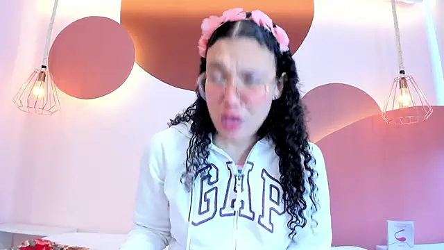 SweetStarr  online show from 09.29.25