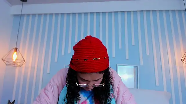 SweetStarr  online show from 10.09.25