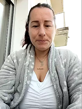 Snapshot of bichota85 chatting on 02.04.26 bichota85 online show from 02.04.26