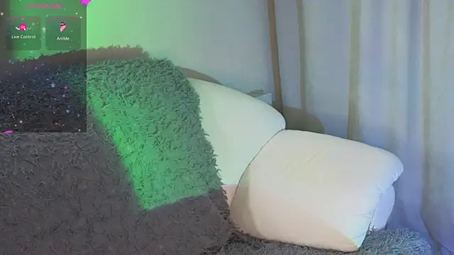 Snapshot of Ange_Lus chatting on 10.16.25 Ange Lus online show from 10.16.25