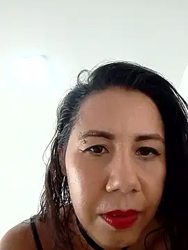 Snapshot of vixen_velvett1 chatting on 09.27.25 vixen velvett1 online show from 09.27.25