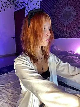 Nymphel1Moth online show from 09.25.25