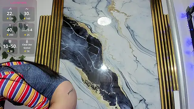 Snapshot of brittanyy20 chatting on 10.28.25 brittanyy20 online show from 10.28.25