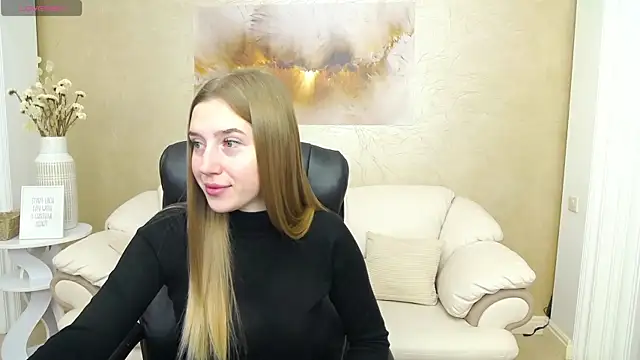 KissMe Now  online show from 11.05.25