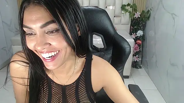 lissandra s online show from 11.28.25