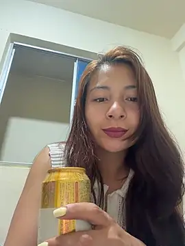 Snapshot of Karlee_Grey1 chatting on 02.01.26 Karlee Grey1 online show from 02.01.26