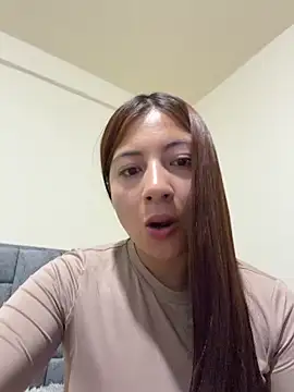 Snapshot of Karlee_Grey1 chatting on 02.18.26 Karlee Grey1 online show from 02.18.26