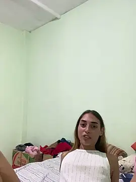 loirinhaaa online show from 12.19.25