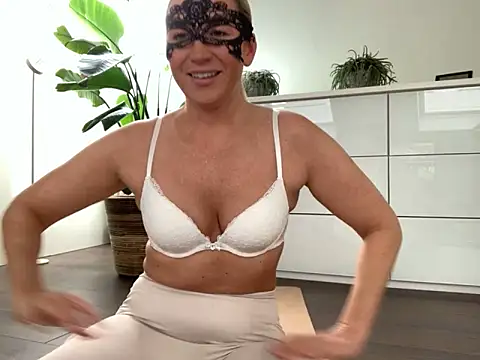 NikitaSky online show from 12.04.25