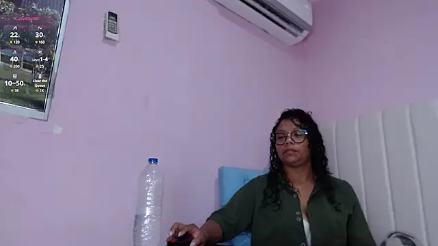 valery storm  online show from 10.11.25