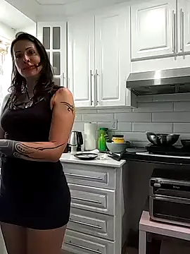 Snapshot of AliciaSofia chatting on 09.18.25 AliciaSofia online show from 09.18.25