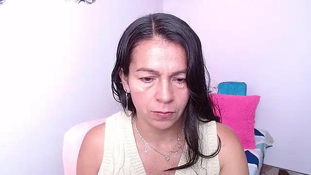 camilavargas  online show from 02.14.26