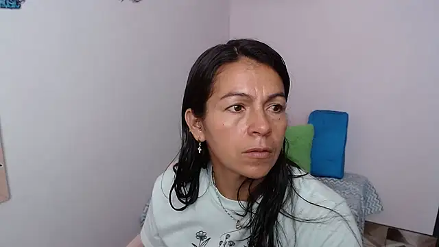 camilavargas  online show from 03.13.26