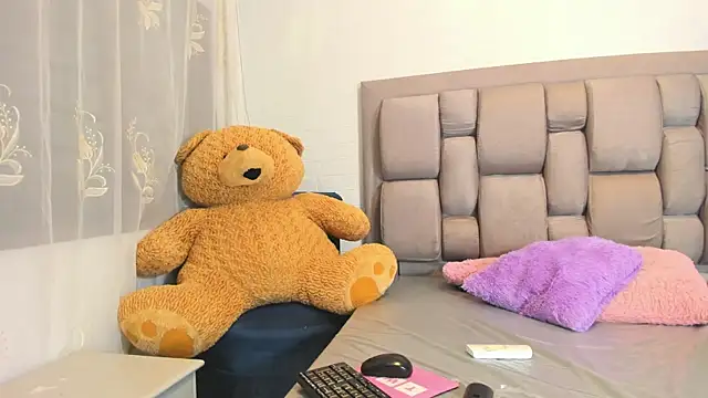Beauty Luci online show from 10.18.25