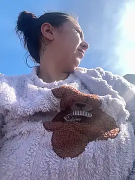 Emilie 1 online show from 02.22.26