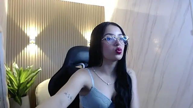 sophiadoll tf online show from 11.04.25