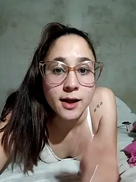 Snapshot of linameii chatting on 09.21.25 linameii online show from 09.21.25