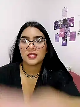 Renata Zoe online show from 09.28.25