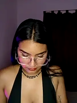 Snapshot of Renata_Zoe chatting on 11.09.25 Renata Zoe online show from 11.09.25