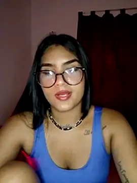 Snapshot of Renata_Zoe chatting on 11.13.25 Renata Zoe online show from 11.13.25