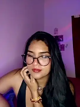 Snapshot of Renata_Zoe chatting on 11.15.25 Renata Zoe online show from 11.15.25