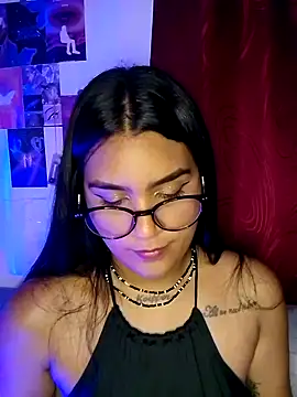 Snapshot of Renata_Zoe chatting on 11.19.25 Renata Zoe online show from 11.19.25