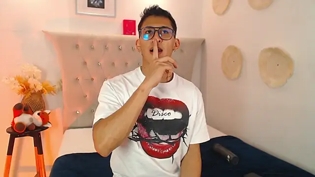 SalvadorFit online show from 10.02.25