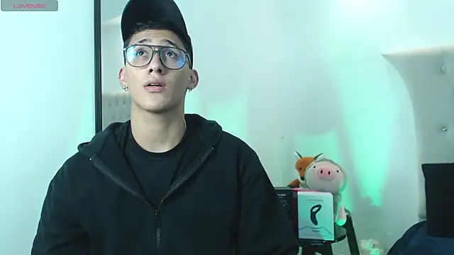 SalvadorFit online show from 02.05.26