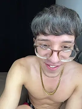 Snapshot of arthurdavies chatting on 11.09.25 arthurdavies online show from 11.09.25