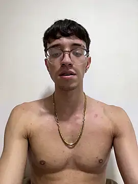 Snapshot of arthurdavies chatting on 11.22.25 arthurdavies online show from 11.22.25