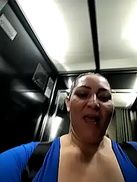 Snapshot of Lunita86 chatting on 11.03.25 Lunita86 online show from 11.03.25