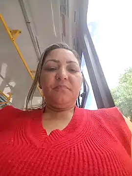 Snapshot of Lunita86 chatting on 11.11.25 Lunita86 online show from 11.11.25