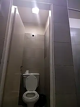 Snapshot of Lunita86 chatting on 11.20.25 Lunita86 online show from 11.20.25