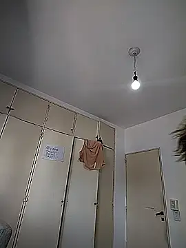 Snapshot of Lunita86 chatting on 11.23.25 Lunita86 online show from 11.23.25