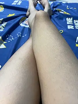Snapshot of CuaCii chatting on 09.18.25 CuaCii online show from 09.18.25