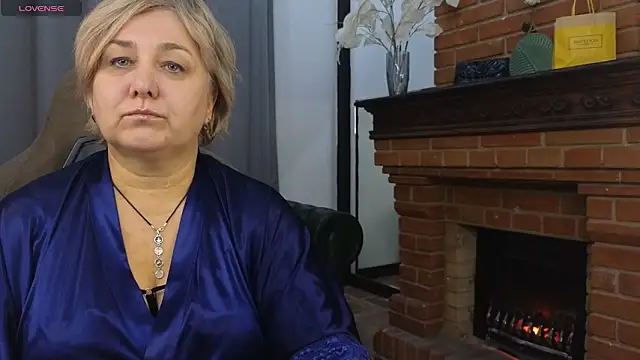 Marta Wils online show from 10.08.25