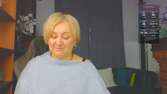 Marta Wils online show from 11.04.25