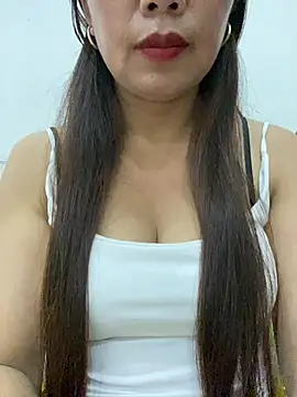 Snapshot of Milky-milk chatting on 06.19.26 Milky-milk online show from 06.19.26