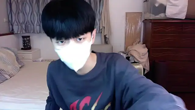 kai101010 online show from 11.04.25