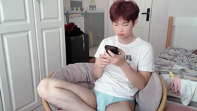 xlong00099 online show from 10.03.25