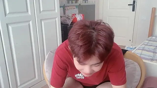 xlong00099 online show from 10.18.25