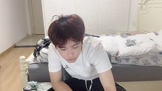 xlong00099 online show from 11.08.25